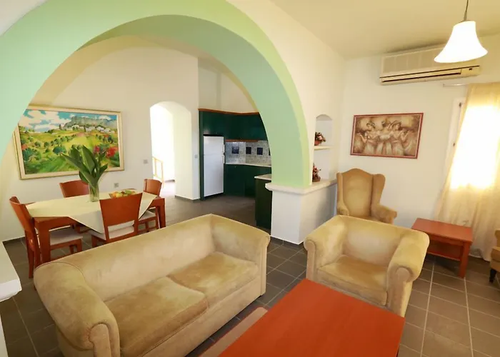 Annabelle 5* Hersonissos (Crete)